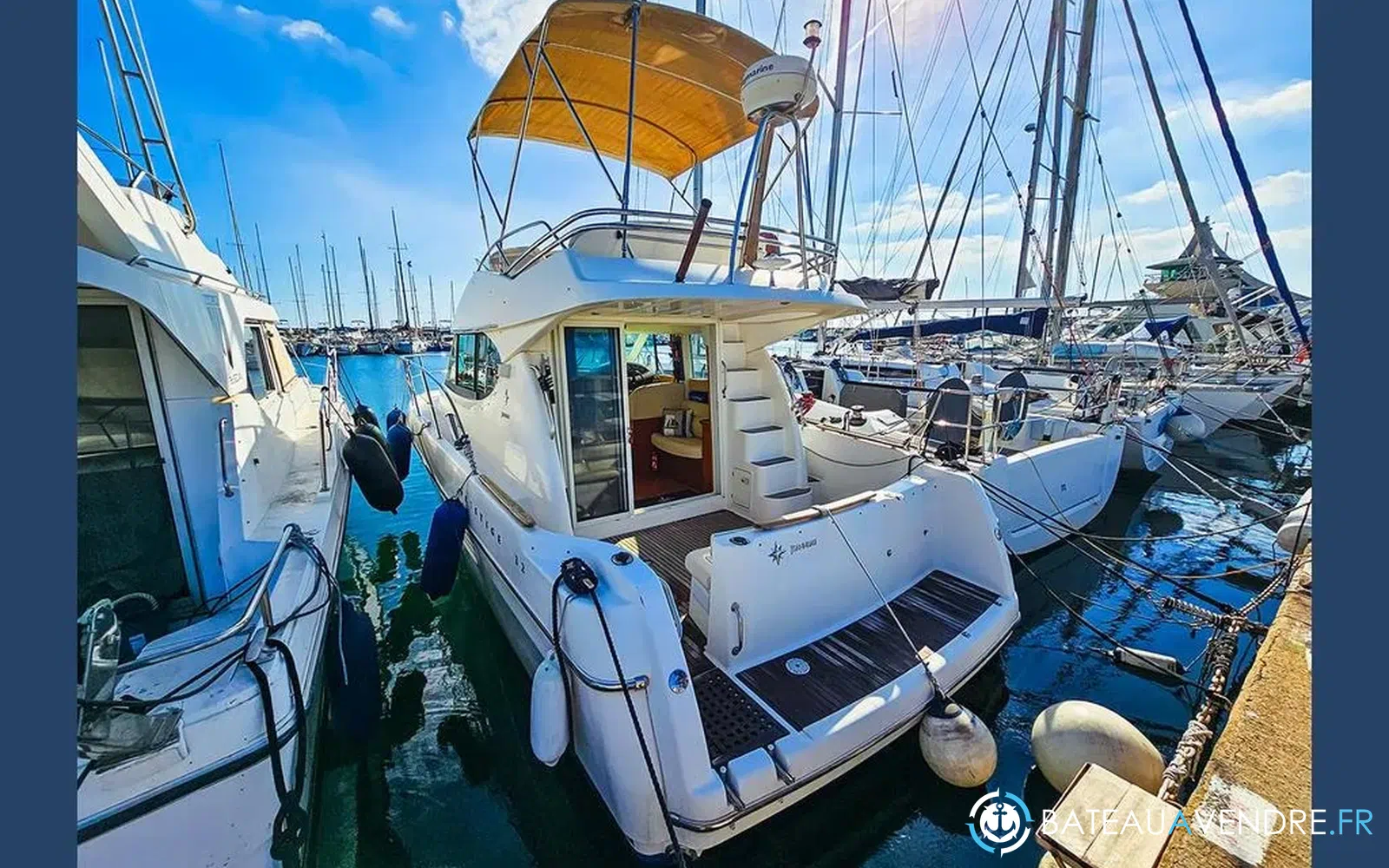 slider 3 Jeanneau Prestige 32 Fly