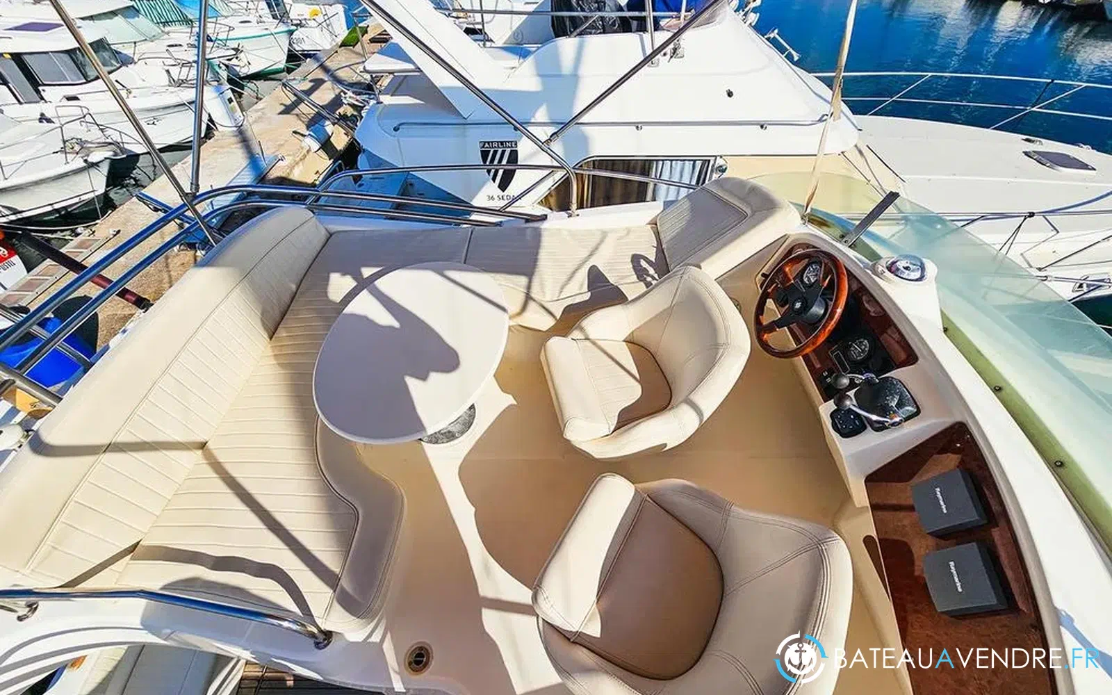 slider 7 Jeanneau Prestige 32 Fly