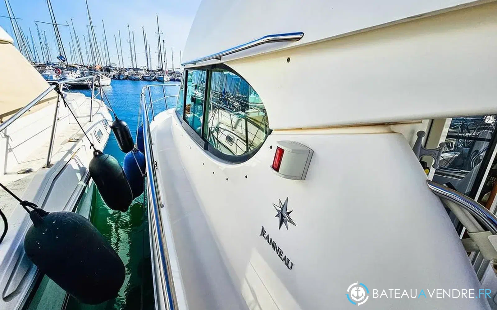 slider 8 Jeanneau Prestige 32 Fly