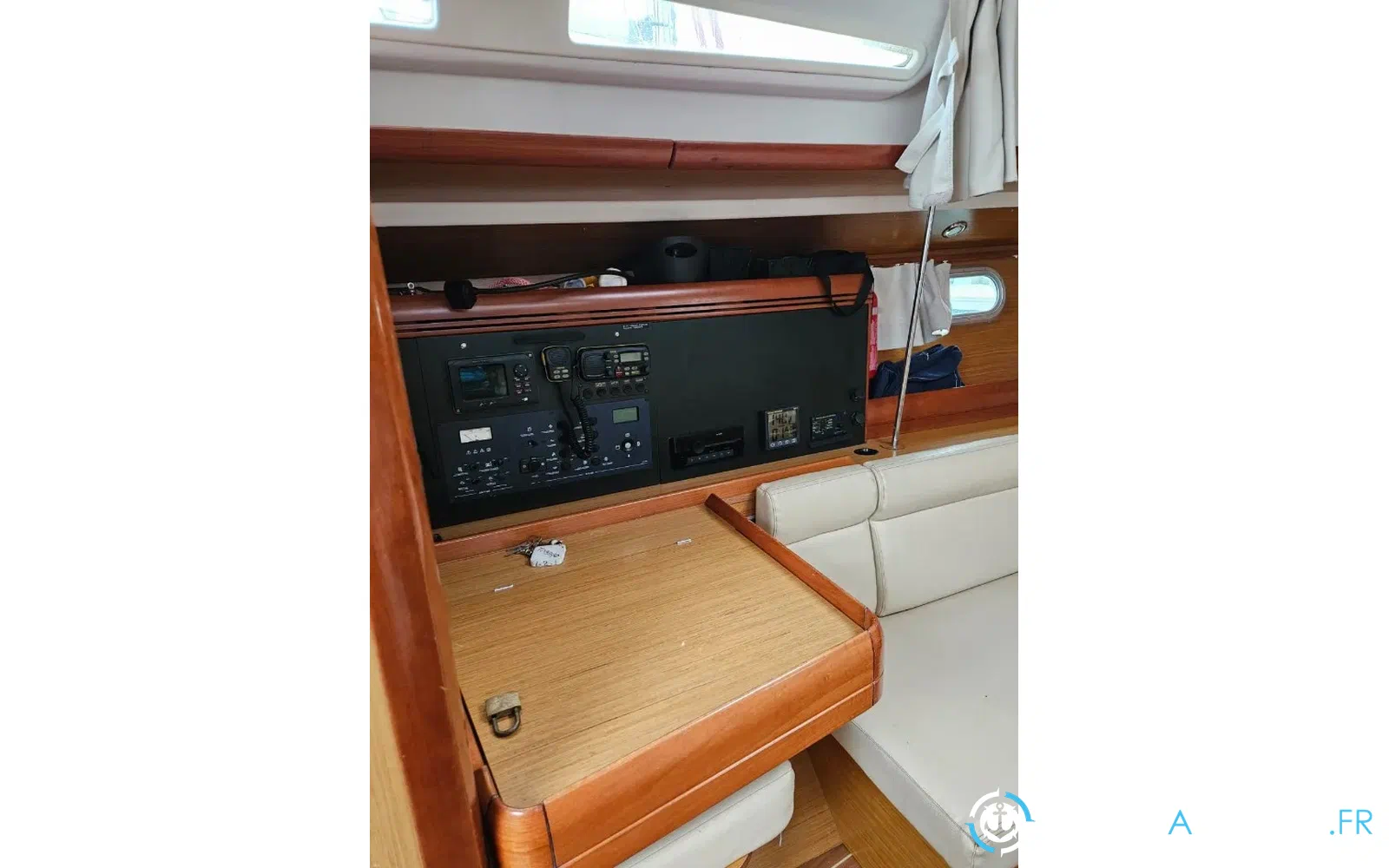slider 3 Jeanneau Sun Odyssey 42 i