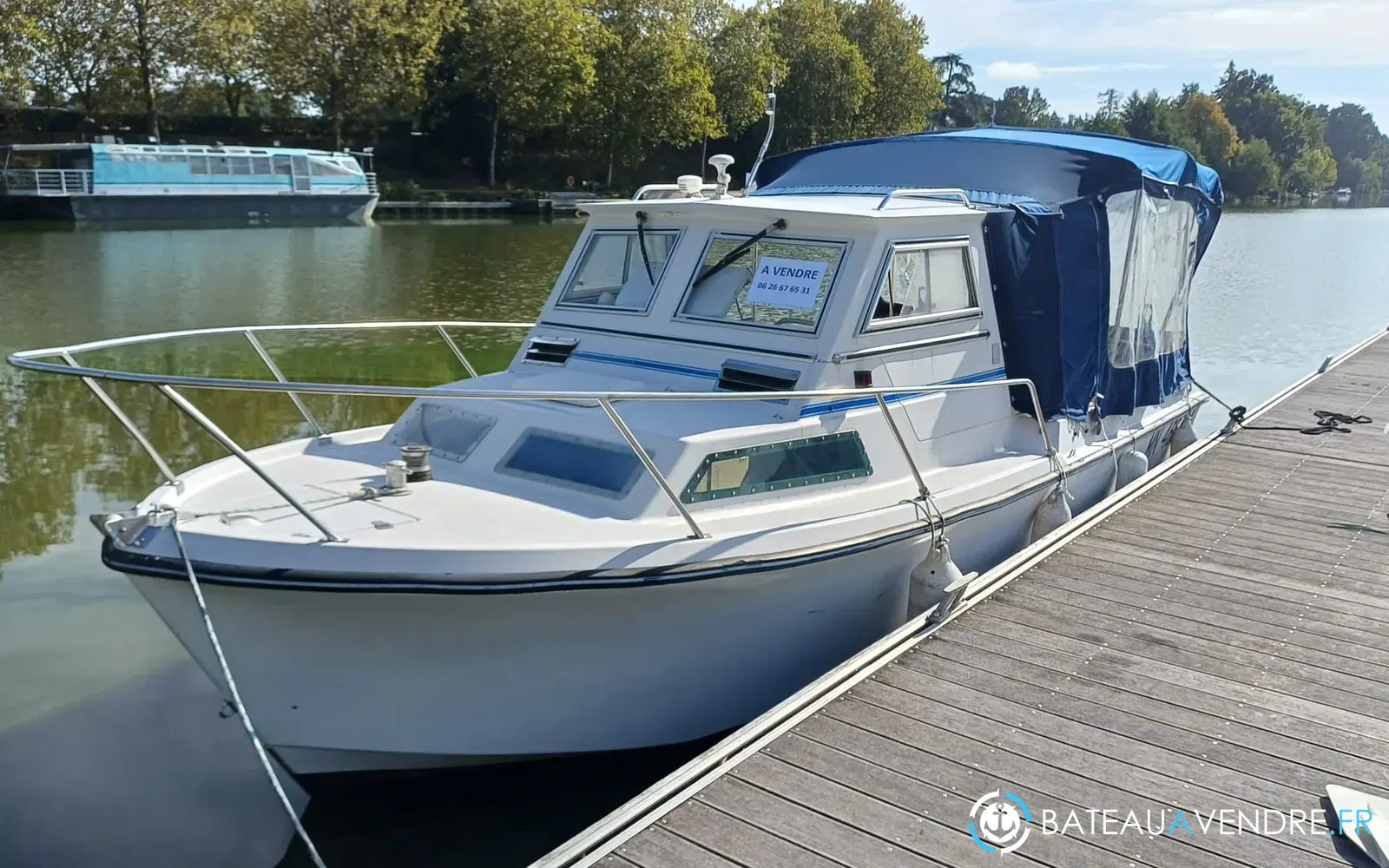 slider 0 Jeanneau Lamparo