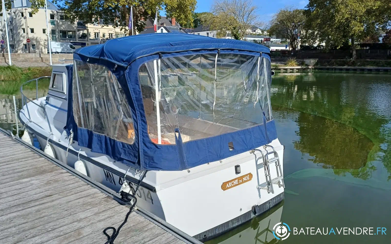 slider 4 Jeanneau Lamparo