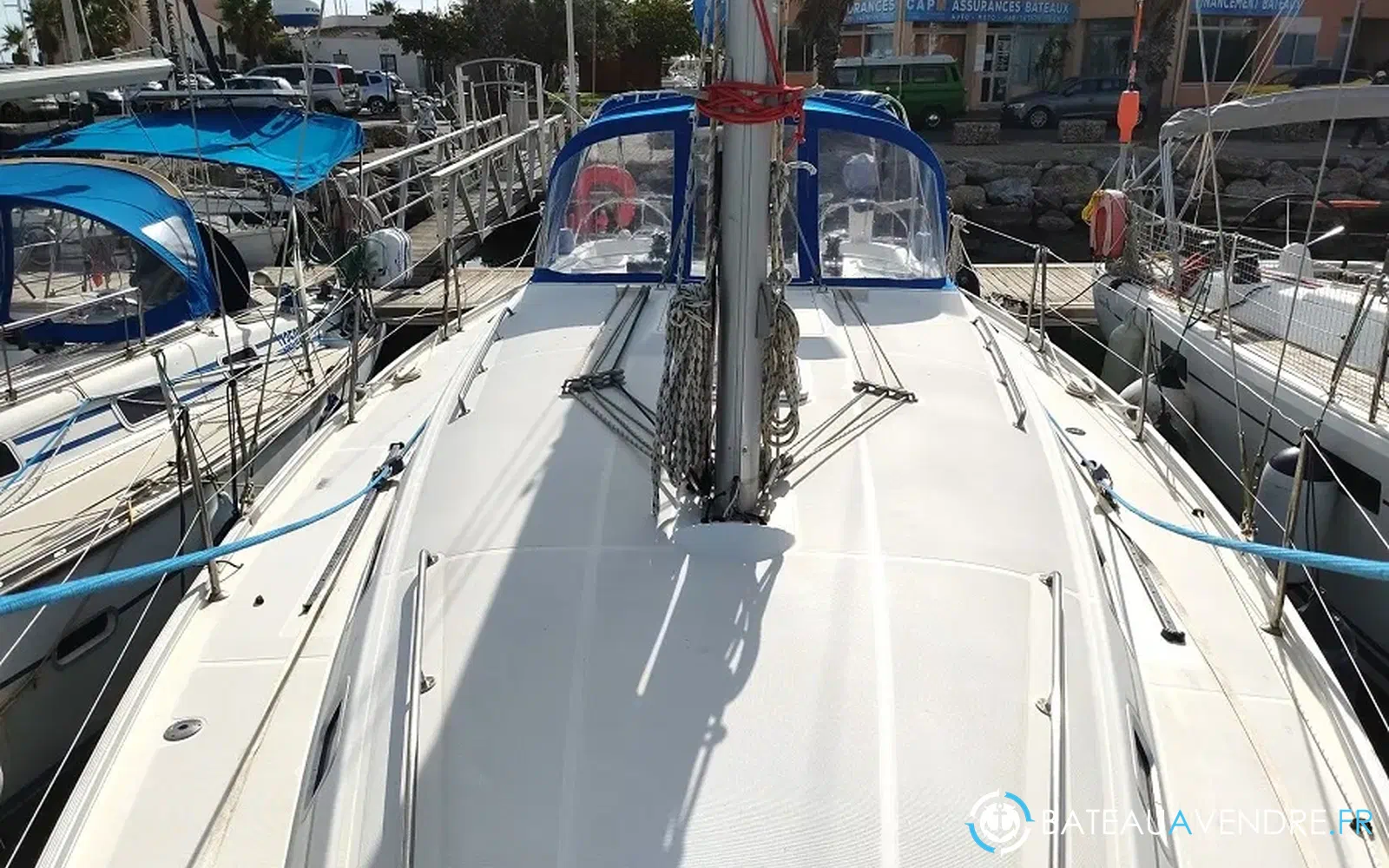 slider 18 Beneteau Cyclades 39.3