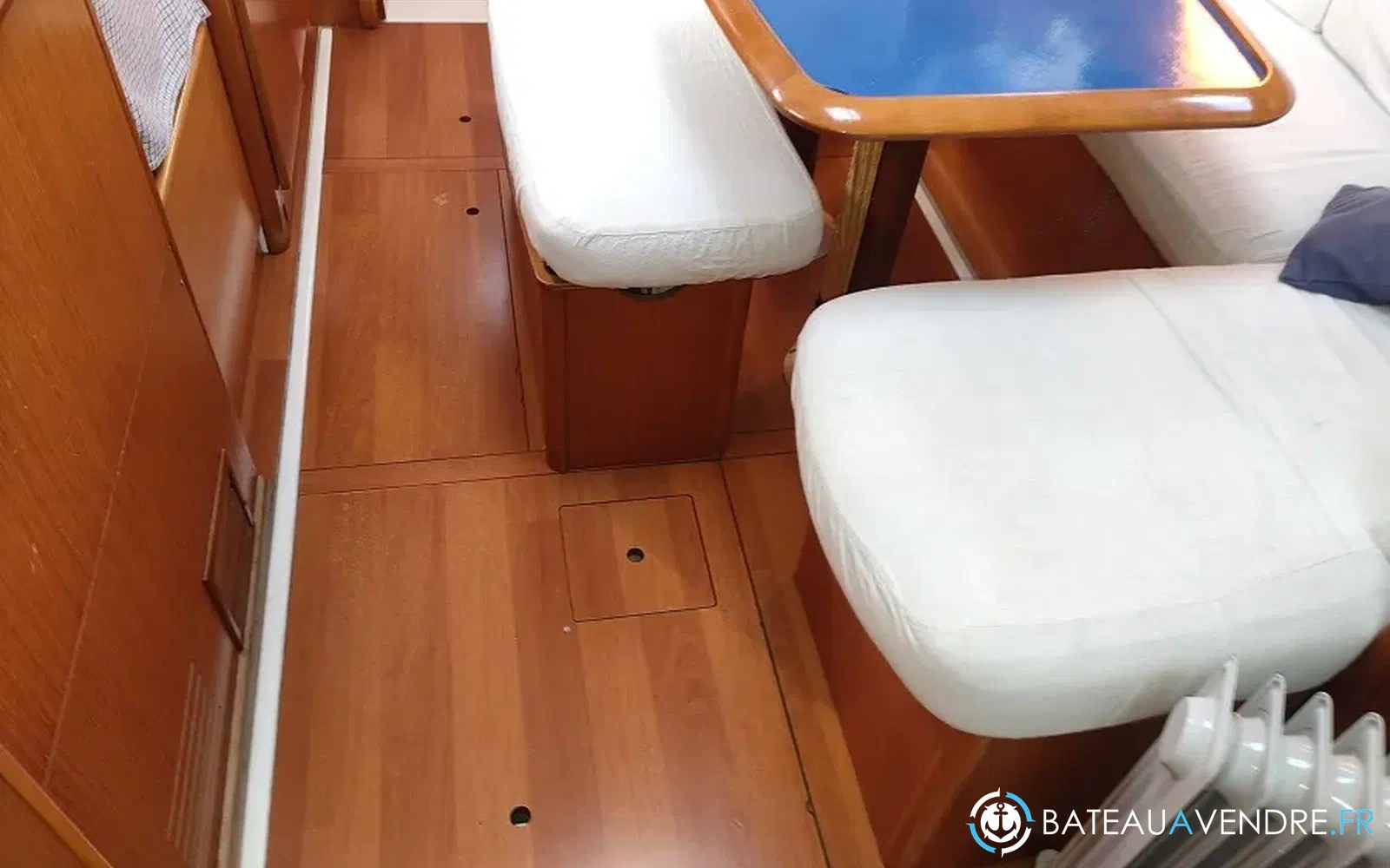 slider 28 Beneteau Cyclades 39.3