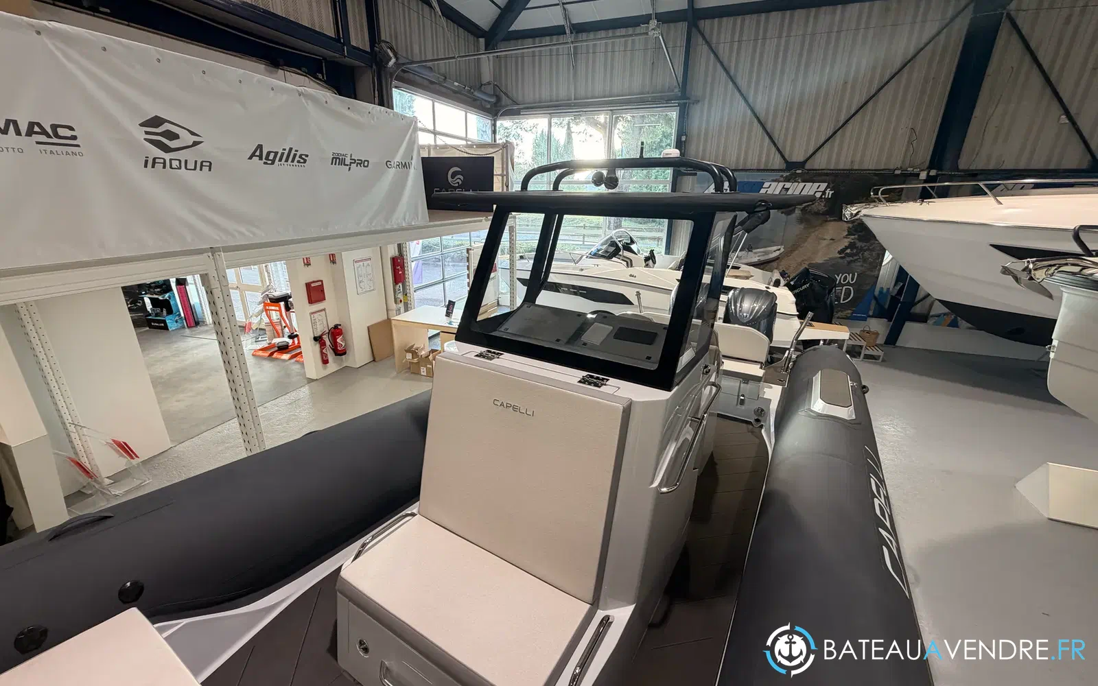 slider 19 Capelli 900 CHASE