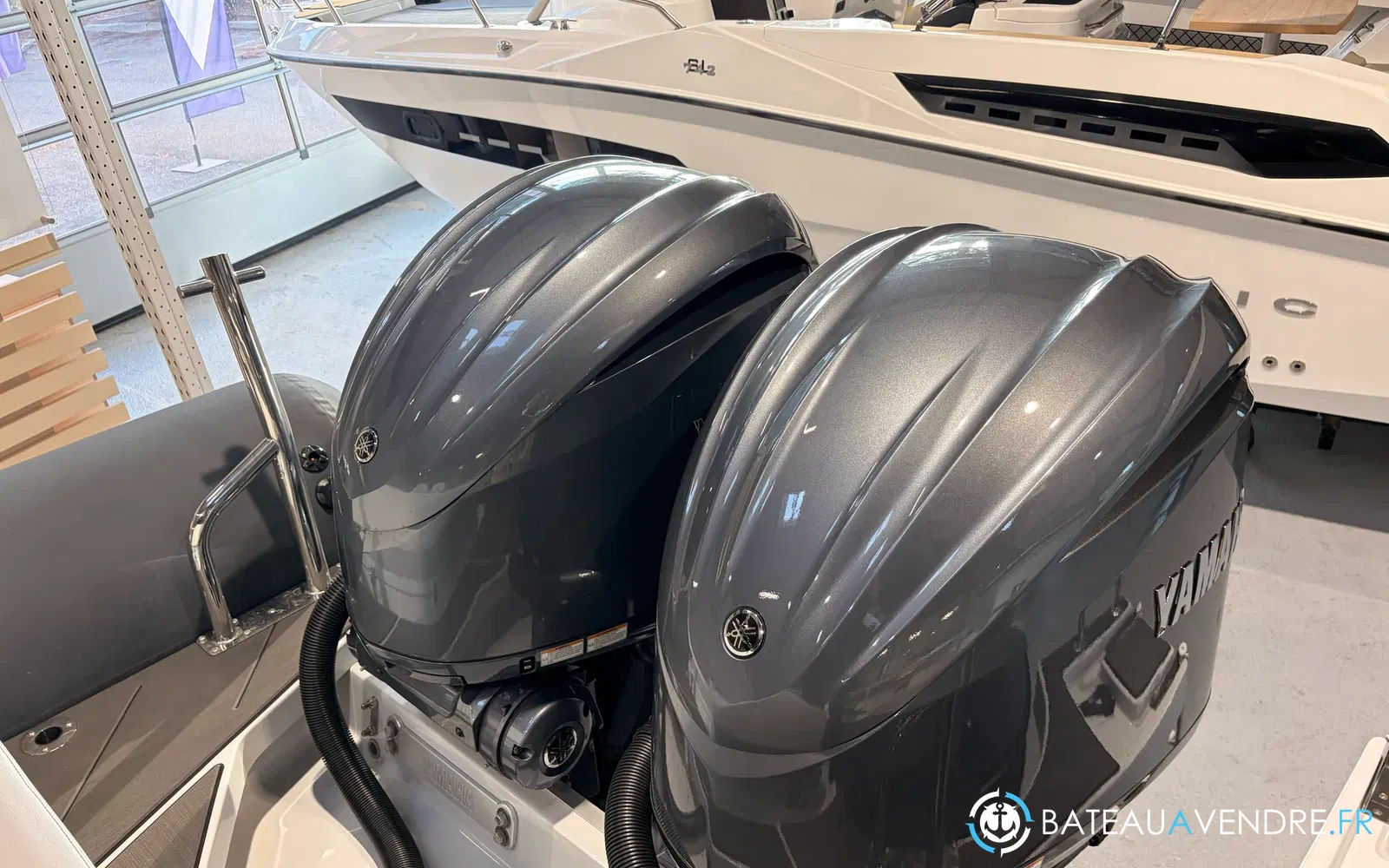 slider 24 Capelli 900 CHASE