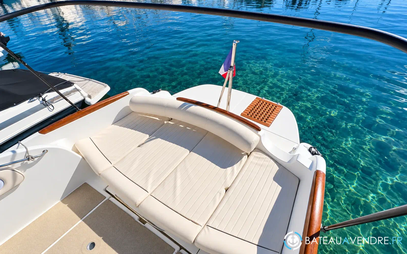 slider 13 Jeanneau Leader 705
