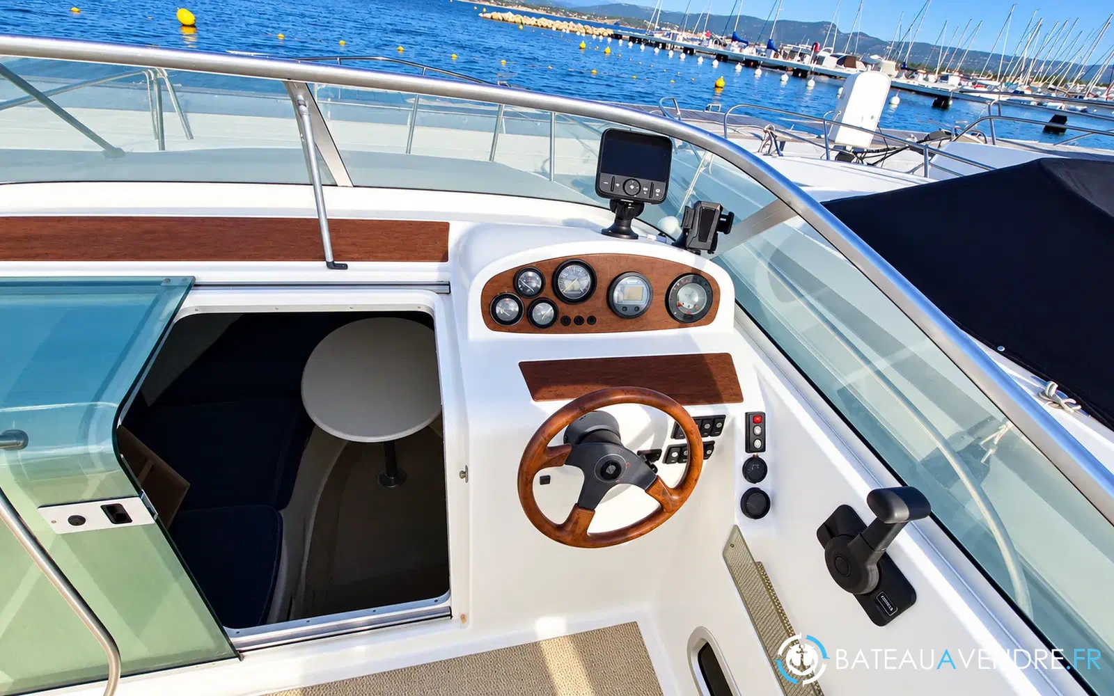 slider 5 Jeanneau Leader 705