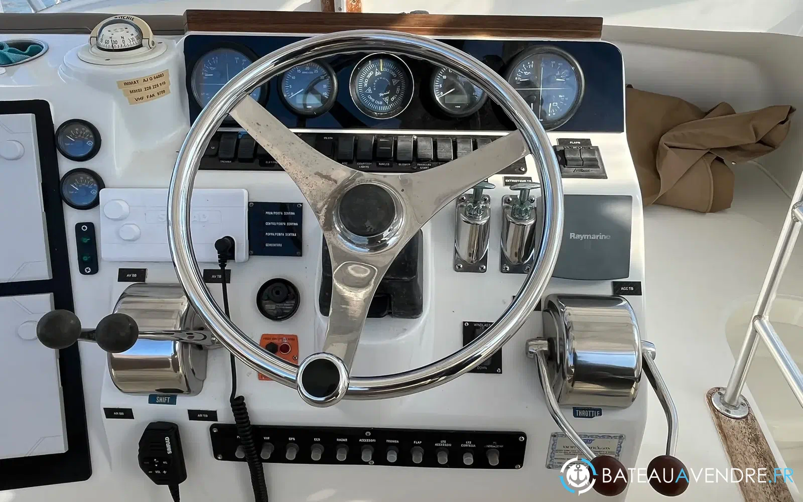 slider 16 Luhrs 36 Convertible