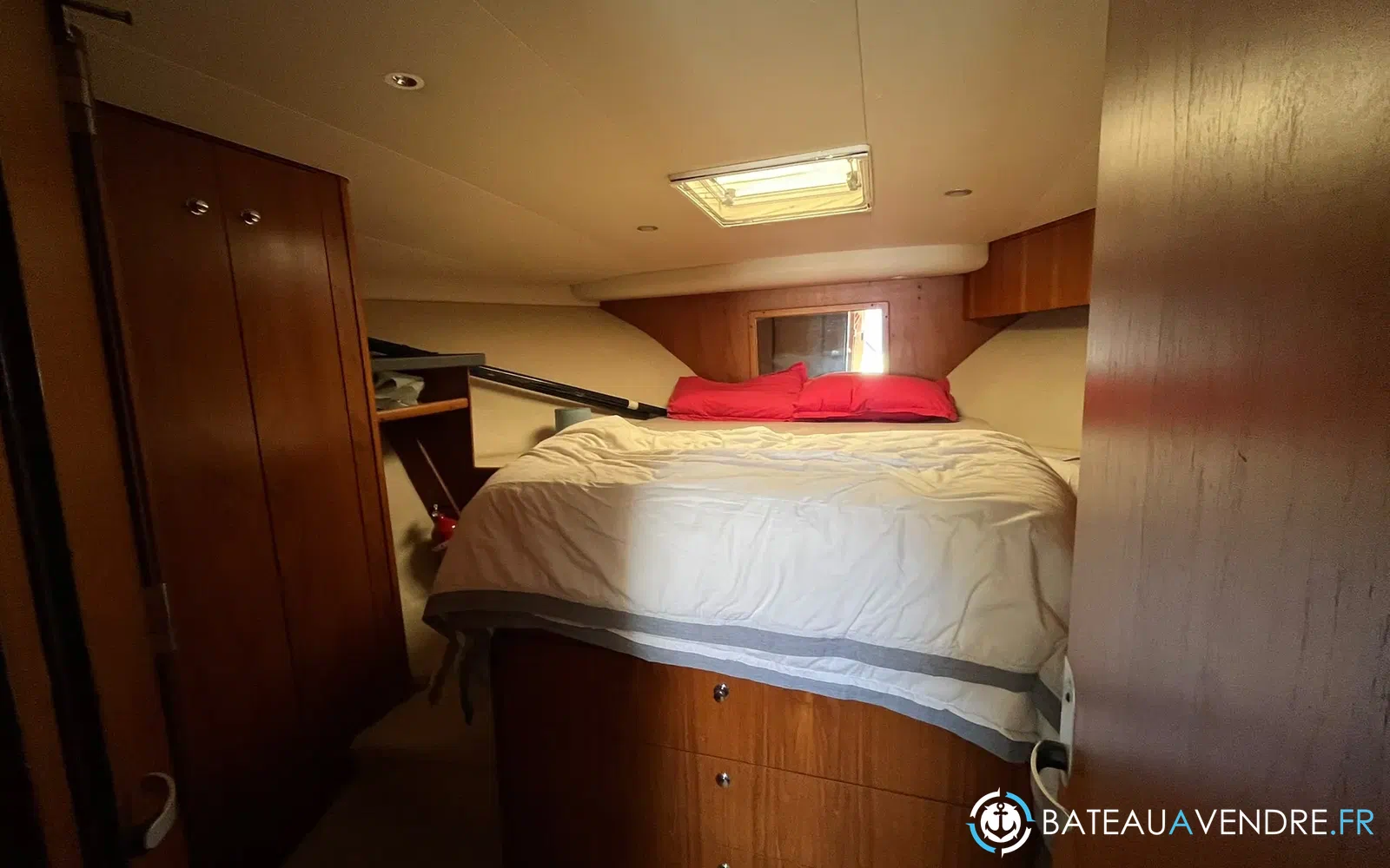 slider 27 Luhrs 36 Convertible