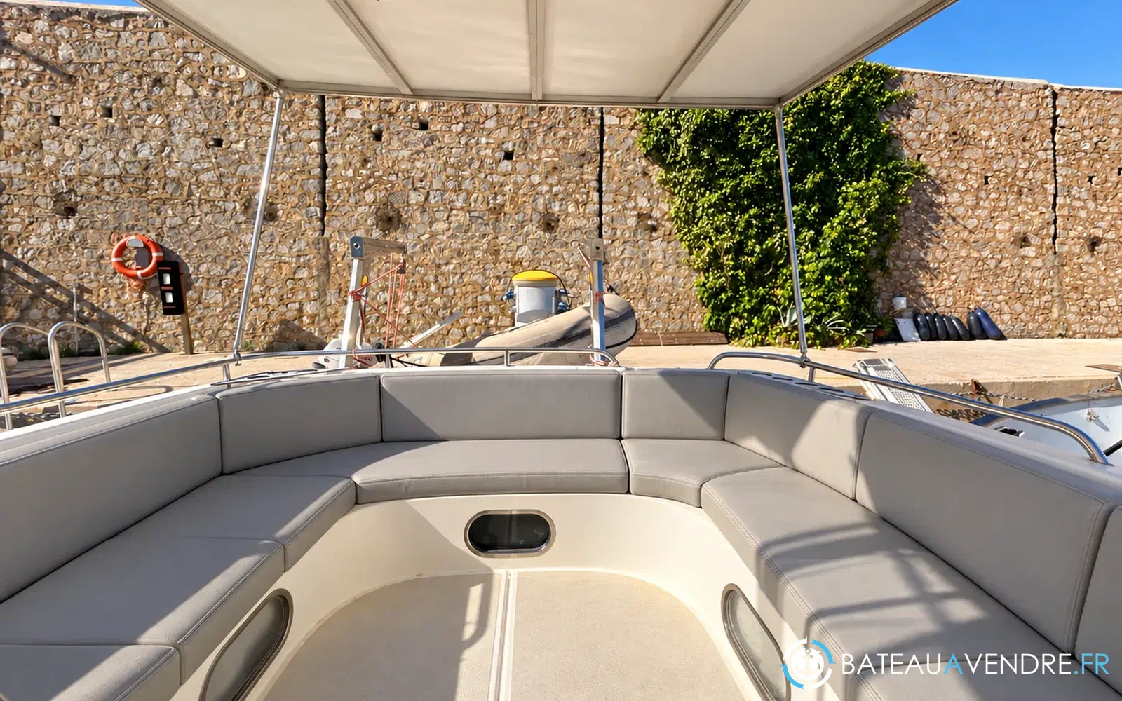 slider 16 Sealine F 450