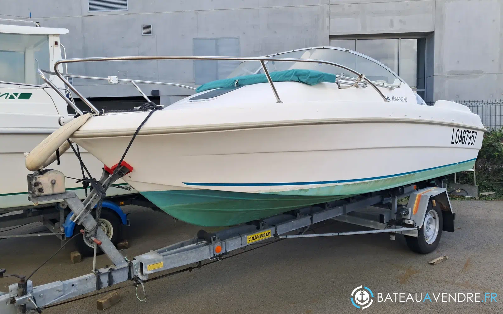 slider 7 Jeanneau Leader 545