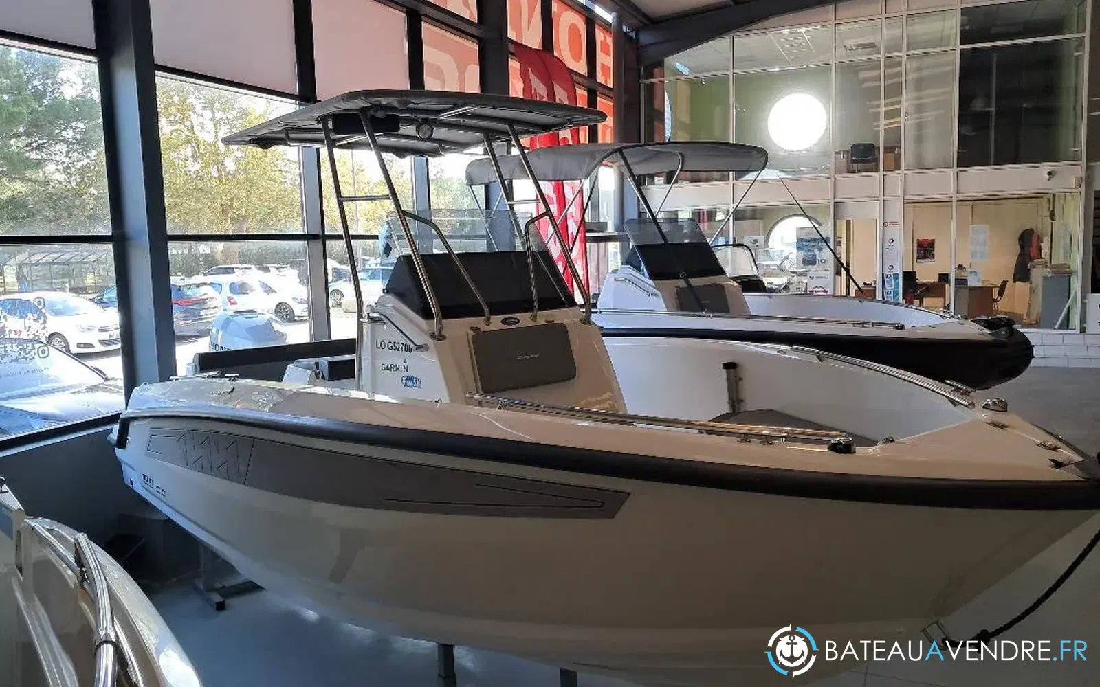 slider 7 Compass Boat 190