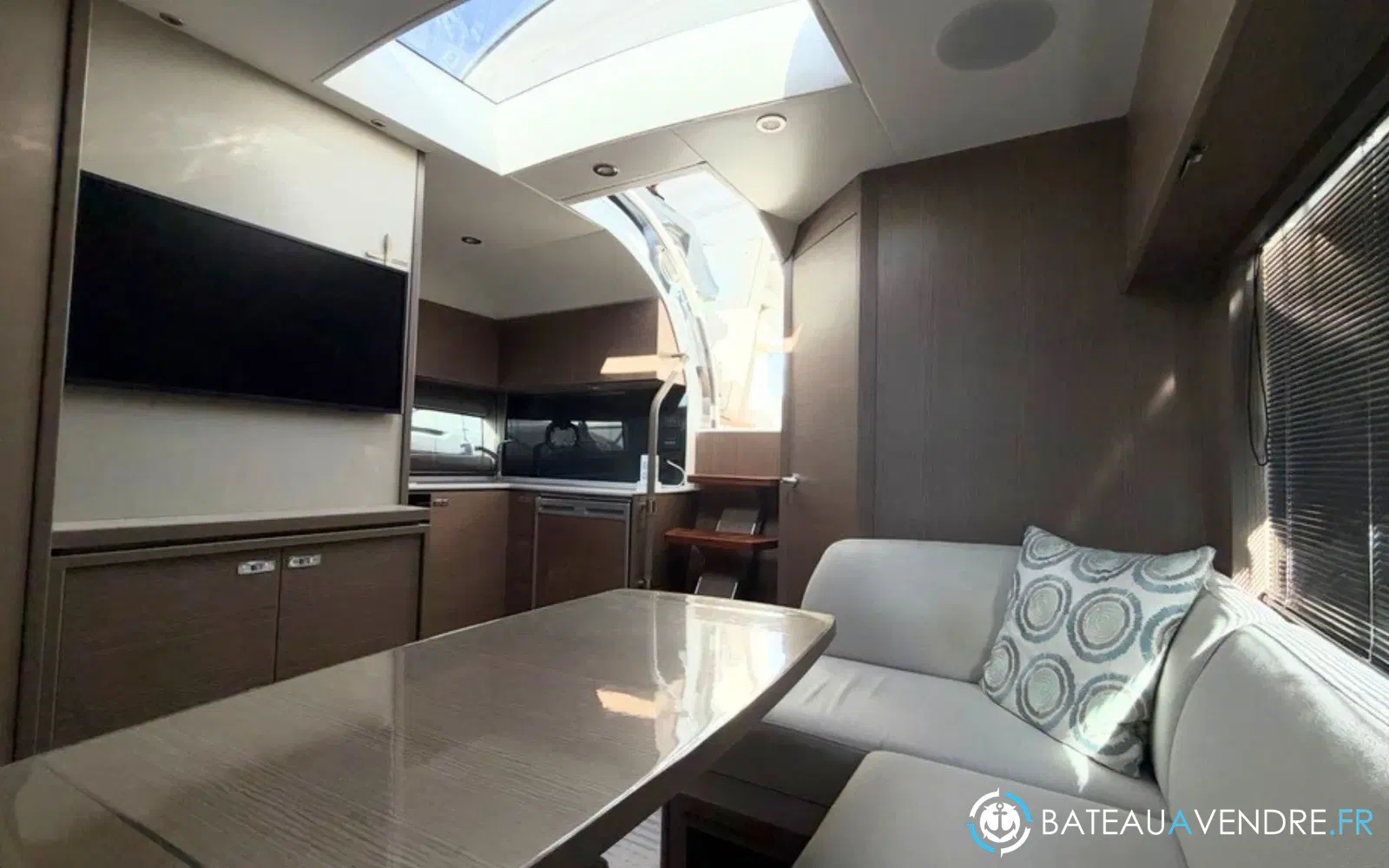 slider 14 Princess V40