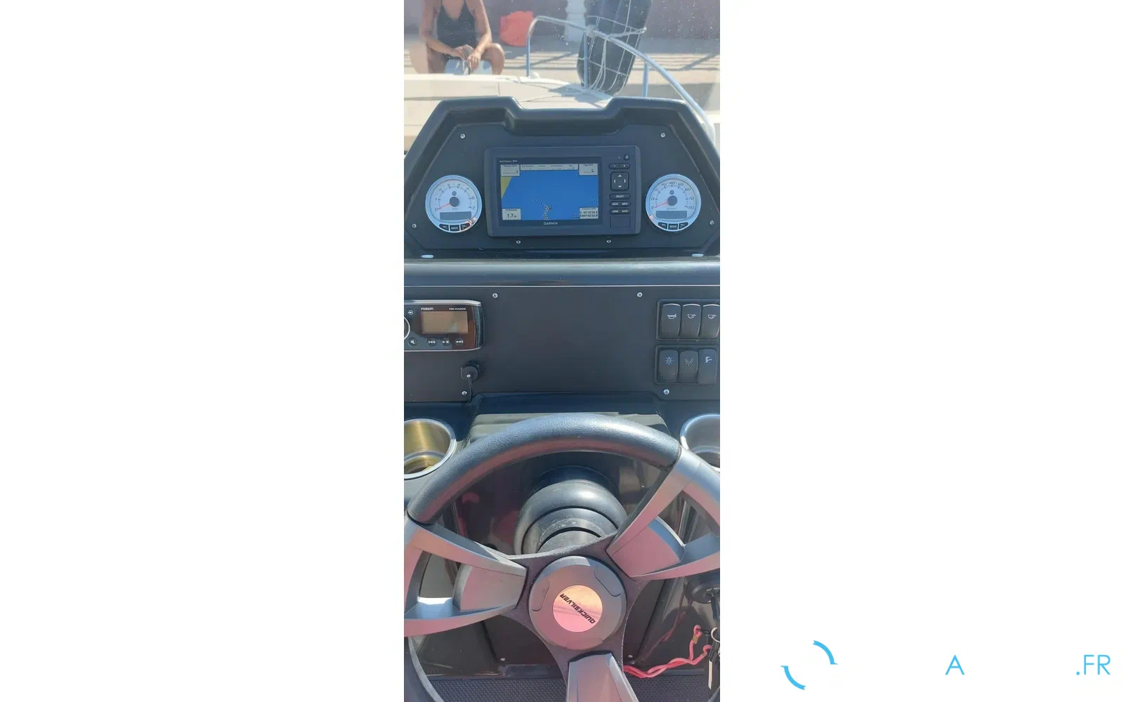 slider 9 Quicksilver Activ 755 Sundeck