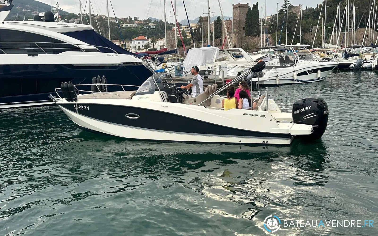 slider 4 Quicksilver Activ 755 Sundeck