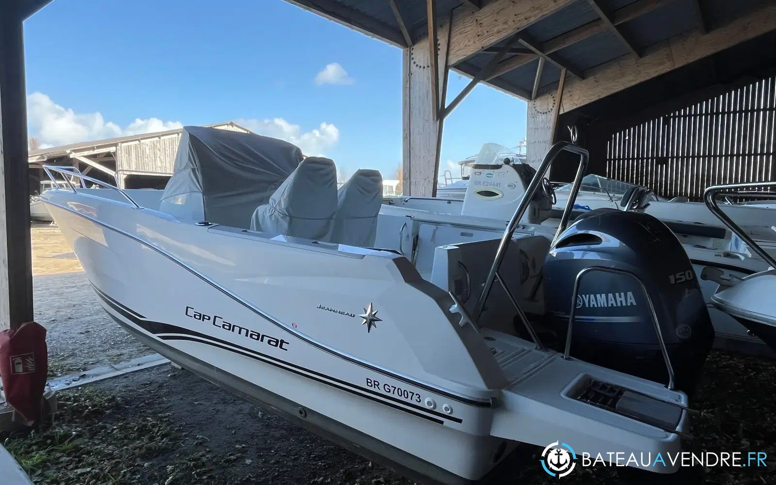 slider 10 Jeanneau Cap Camarat 6.5 CC Serie 3