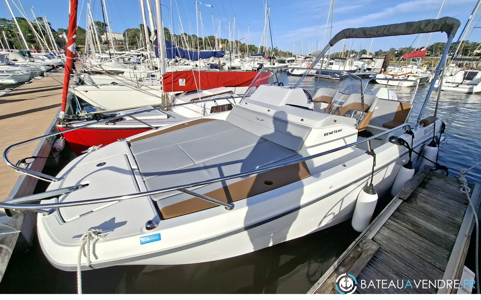 slider 1 Beneteau Flyer 7 SUNdeck