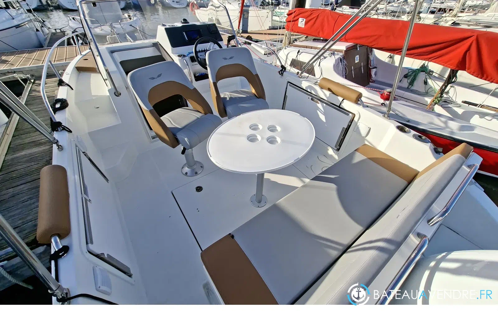 slider 5 Beneteau Flyer 7 SUNdeck