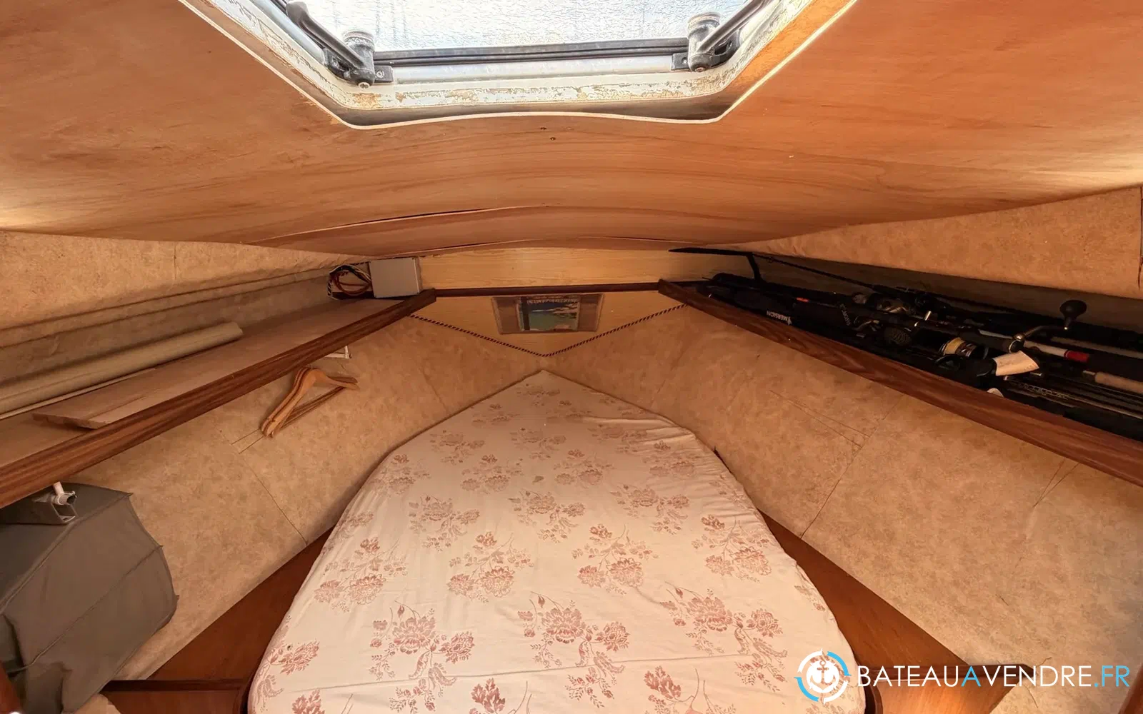 slider 43 Beneteau Antares 860