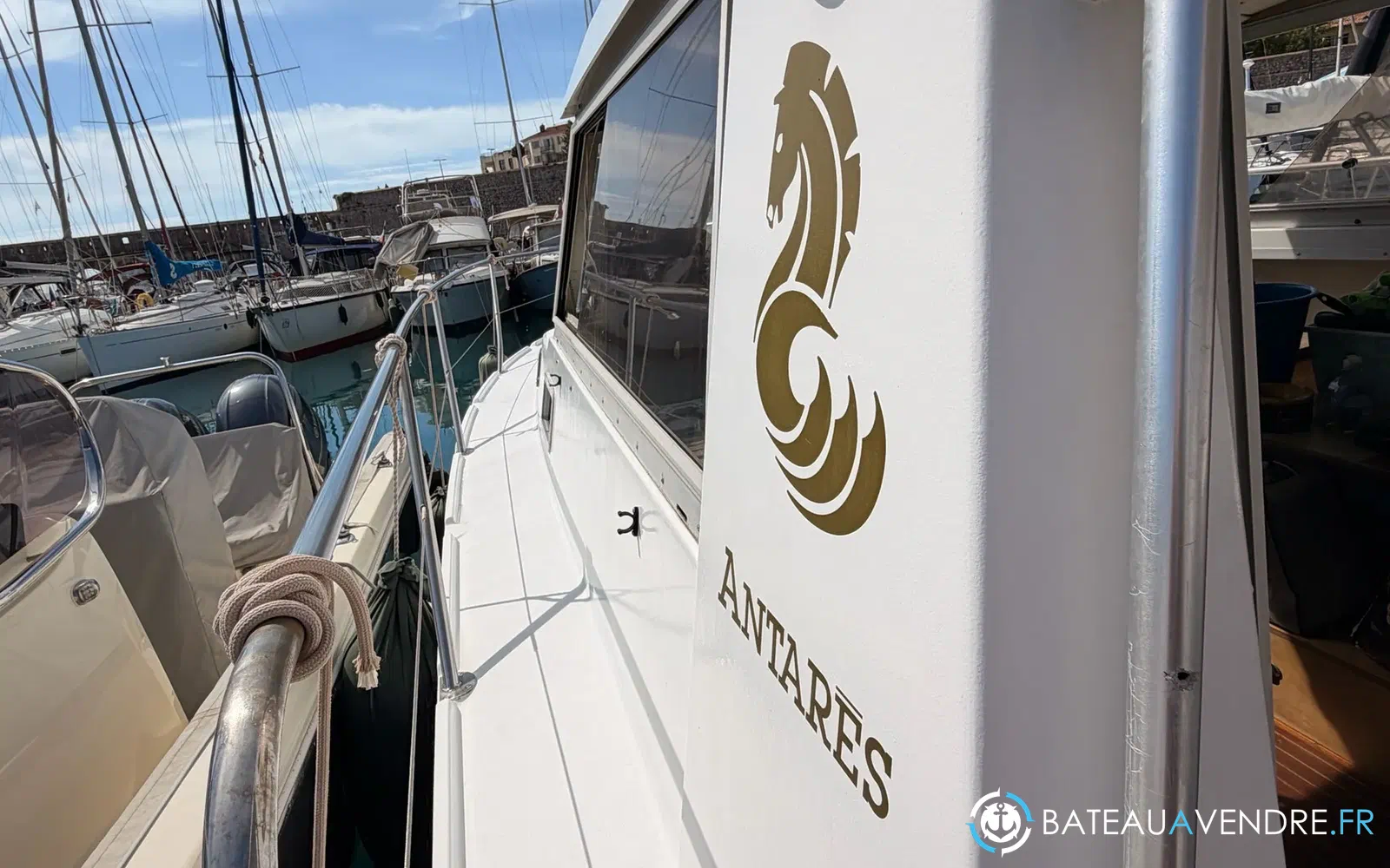 slider 3 Beneteau Antares 860