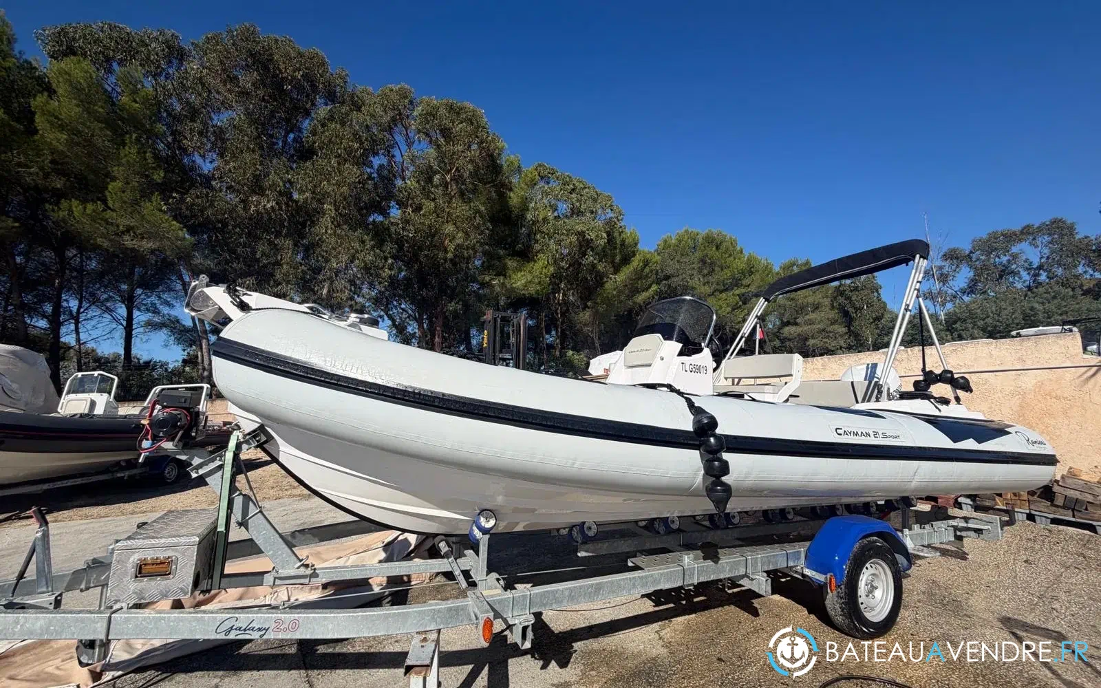 slider 0 Ranieri Cayman 21 Sport