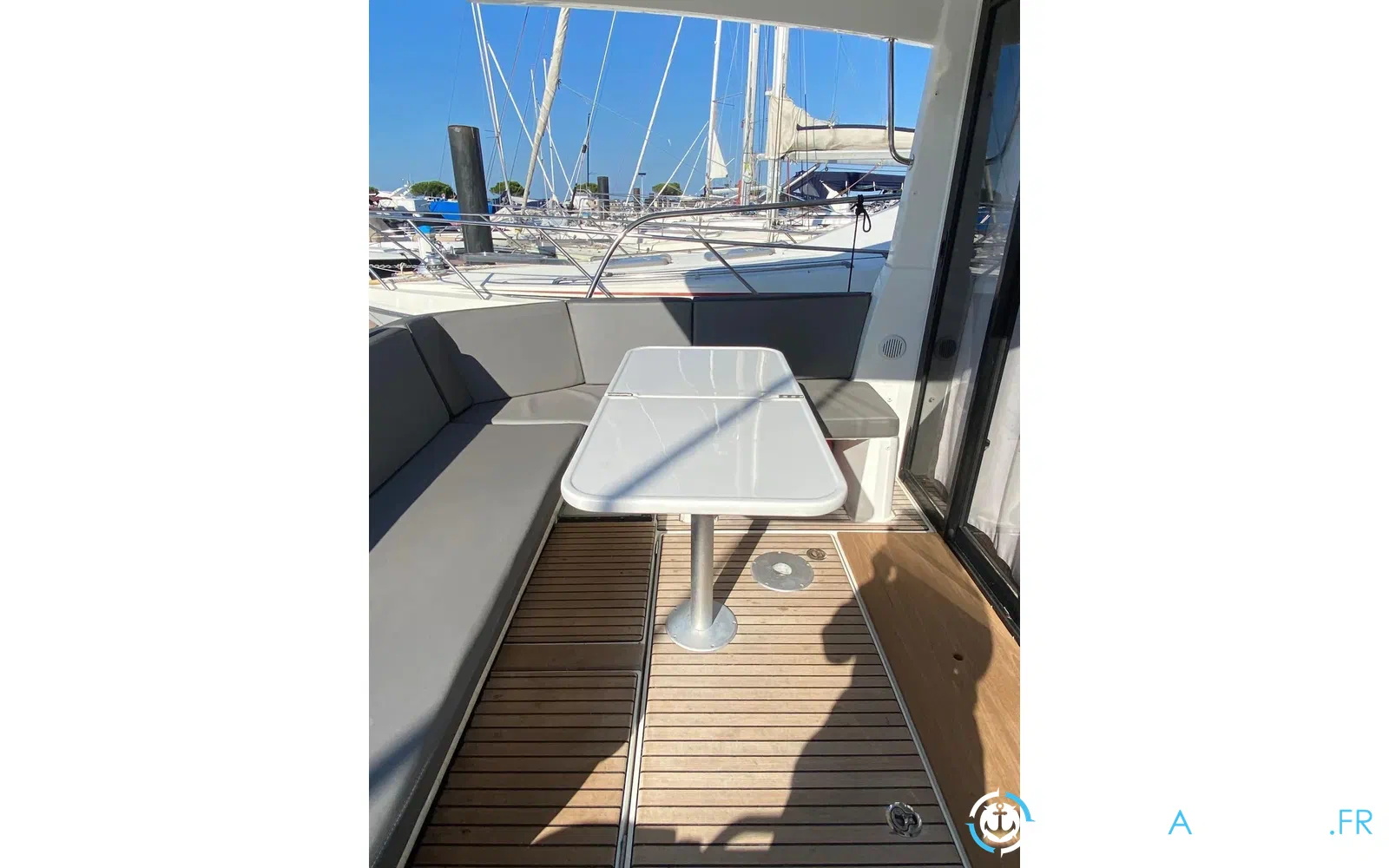 slider 11 Beneteau Antares 11