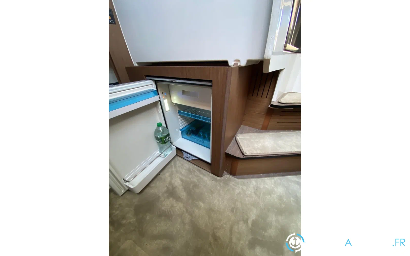 slider 27 Beneteau Antares 11