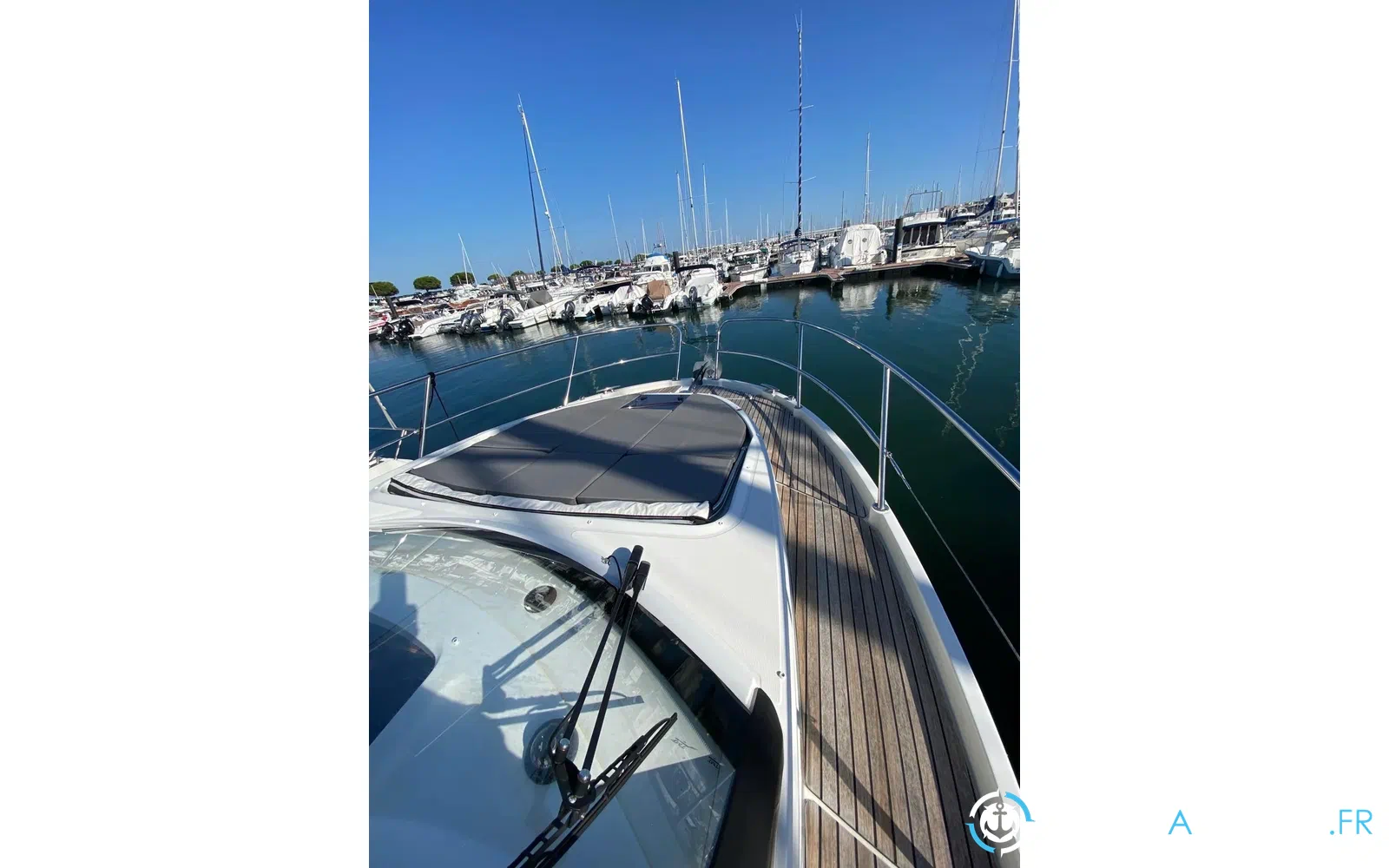 slider 3 Beneteau Antares 11