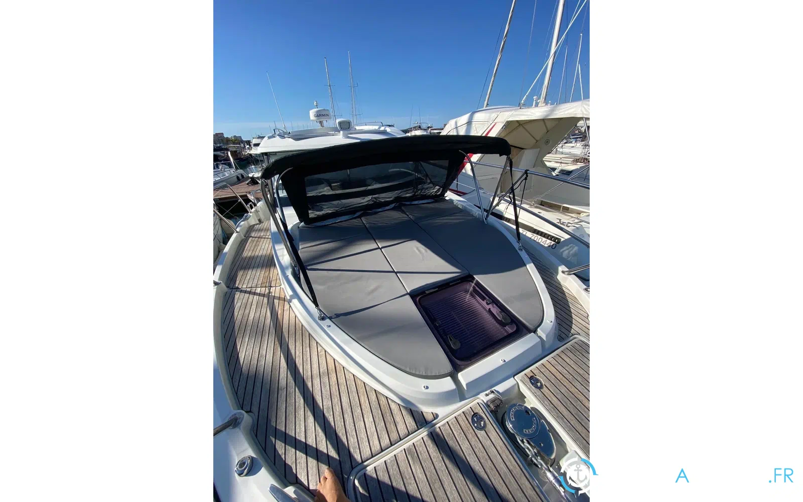 slider 4 Beneteau Antares 11