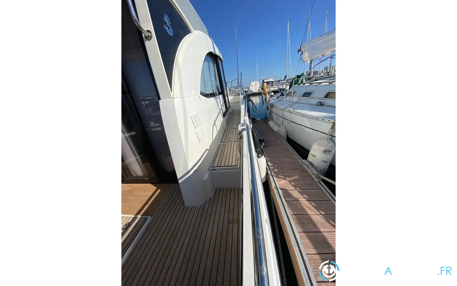 slider 7 Beneteau Antares 11