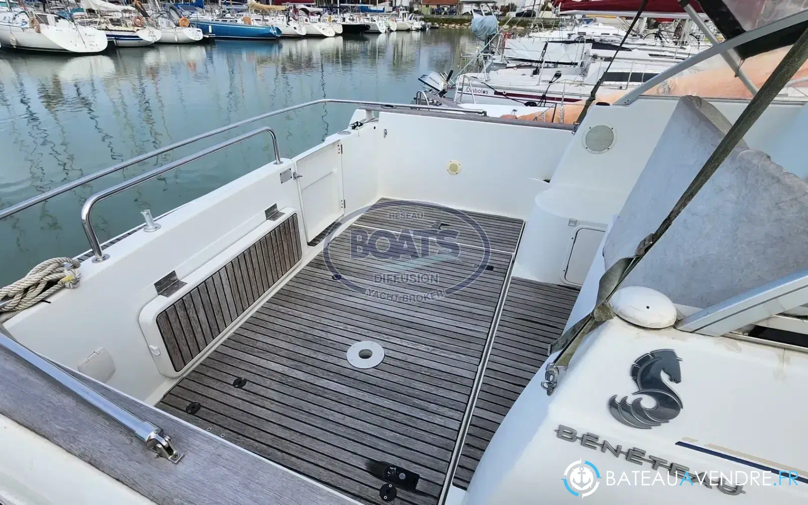 slider 9 Beneteau Ombrine 800