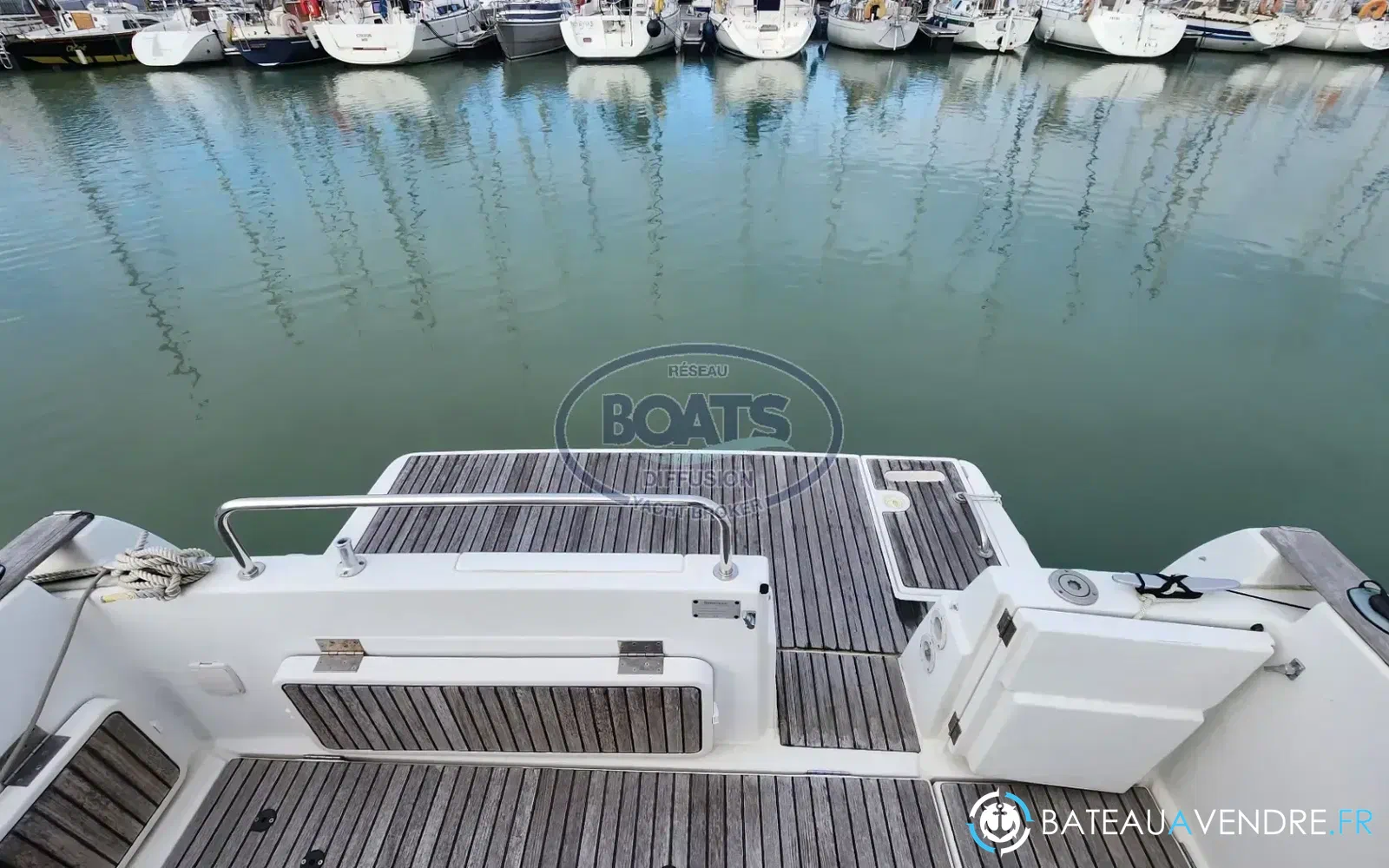 slider 10 Beneteau Ombrine 800