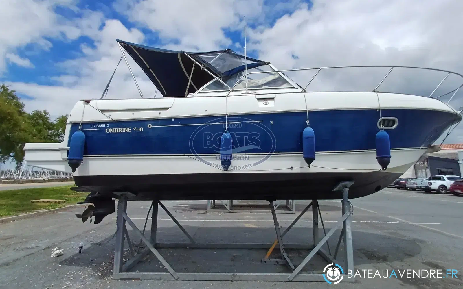 slider 13 Beneteau Ombrine 800