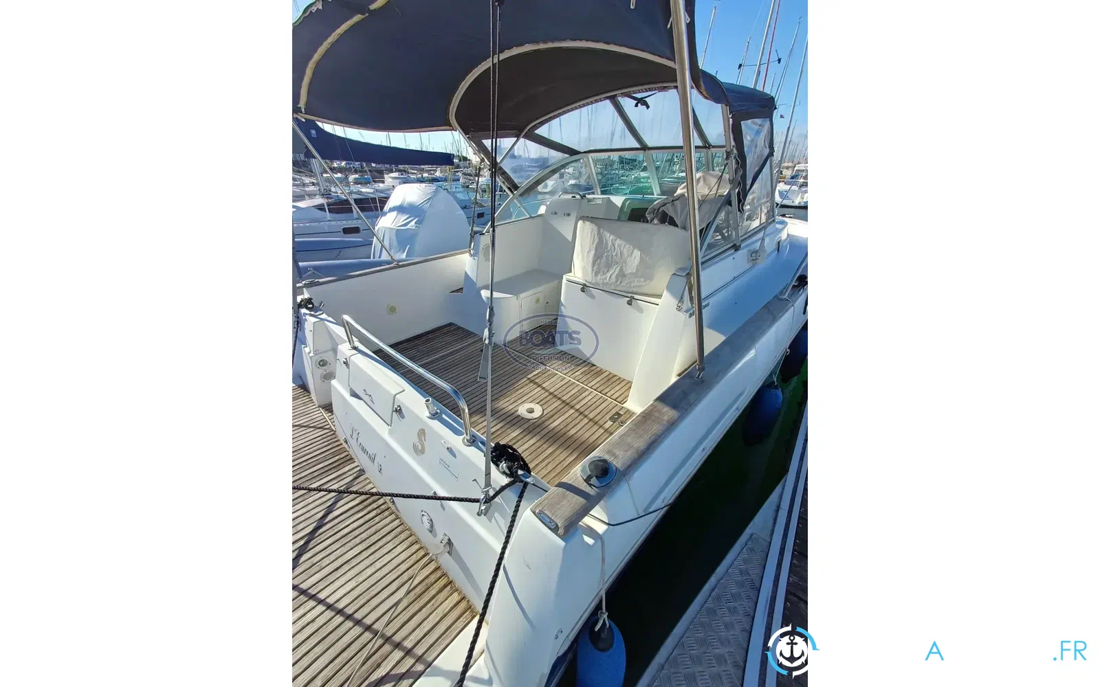slider 1 Beneteau Ombrine 800