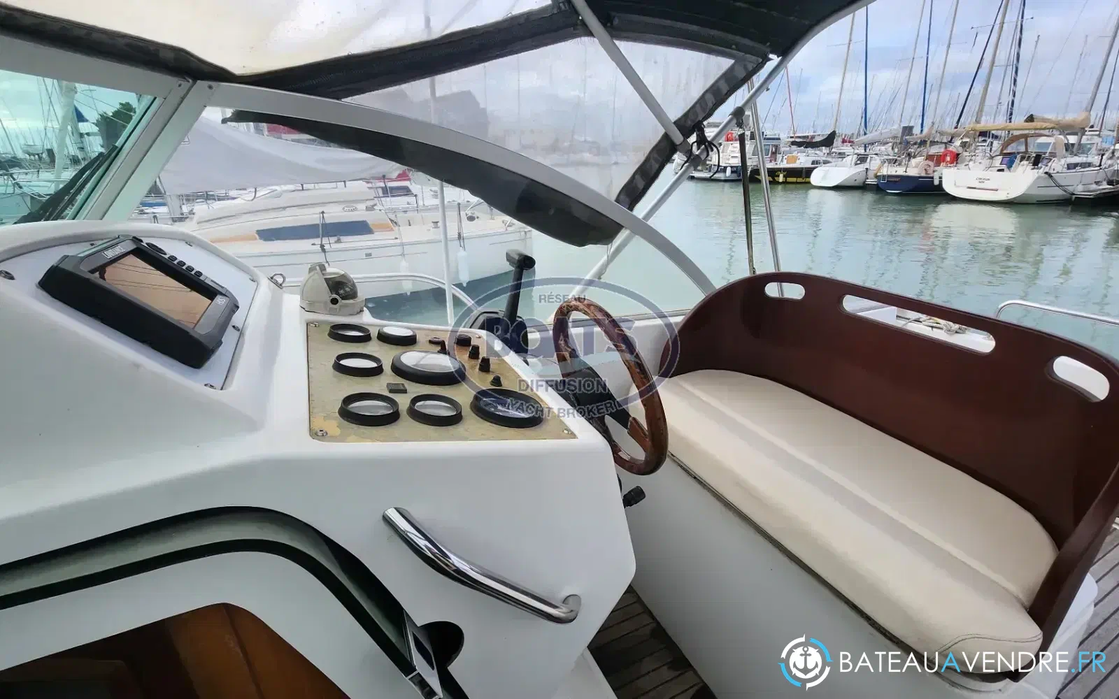 slider 7 Beneteau Ombrine 800
