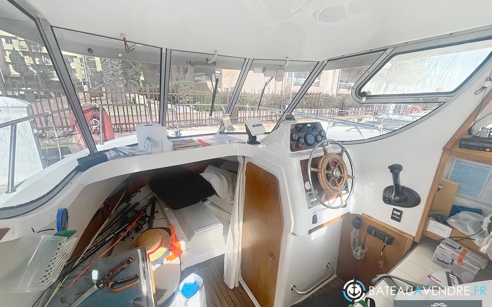 slider 11 Arvor 25 Fish
