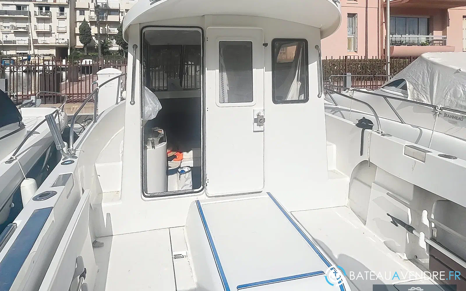slider 2 Arvor 25 Fish