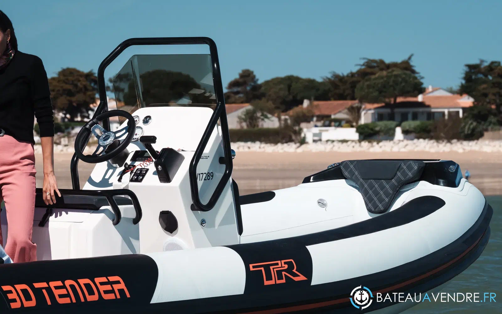 slider 2 3D Tender TR 6 FIRST