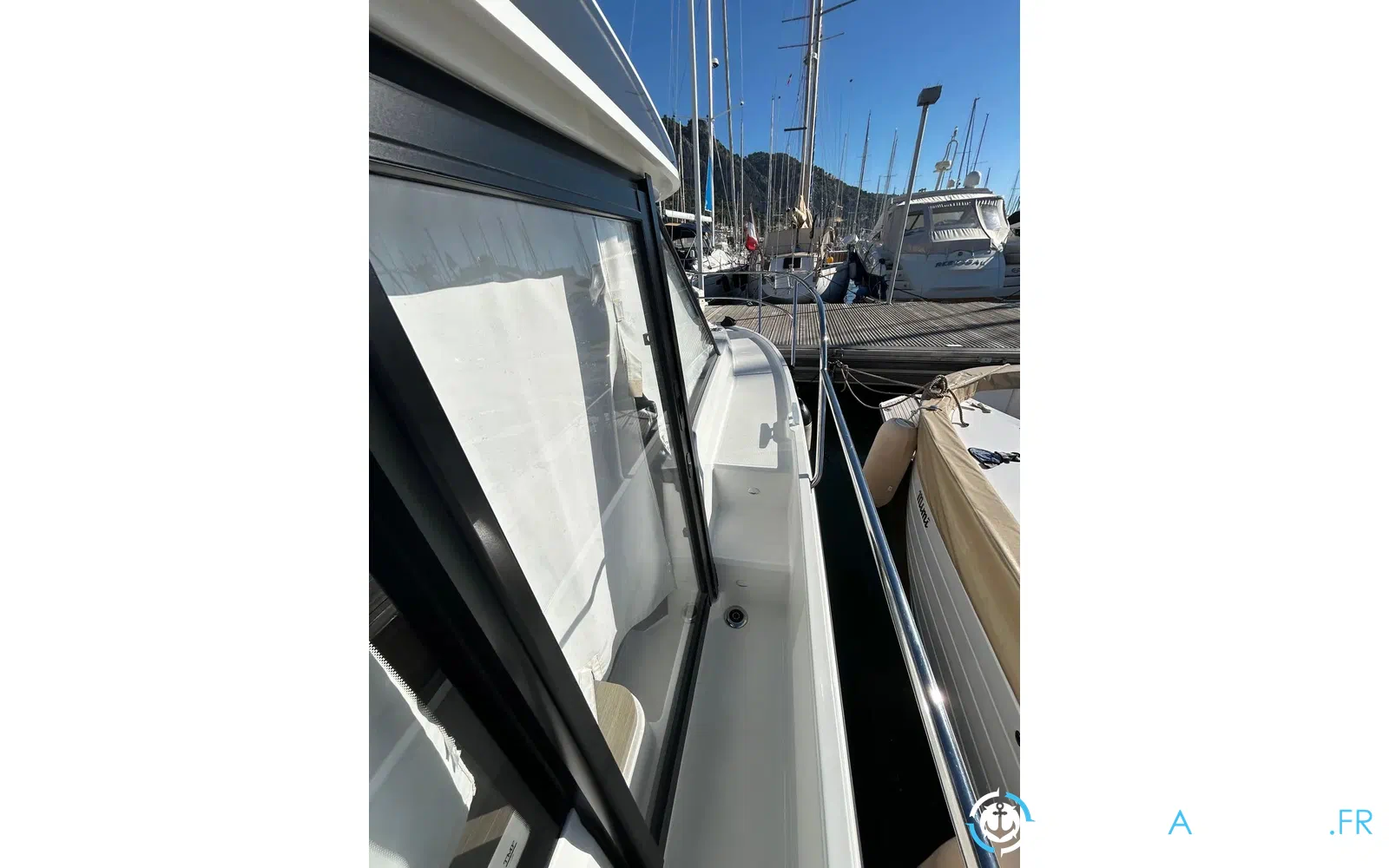 slider 21 Jeanneau Merry Fisher 895 série 2