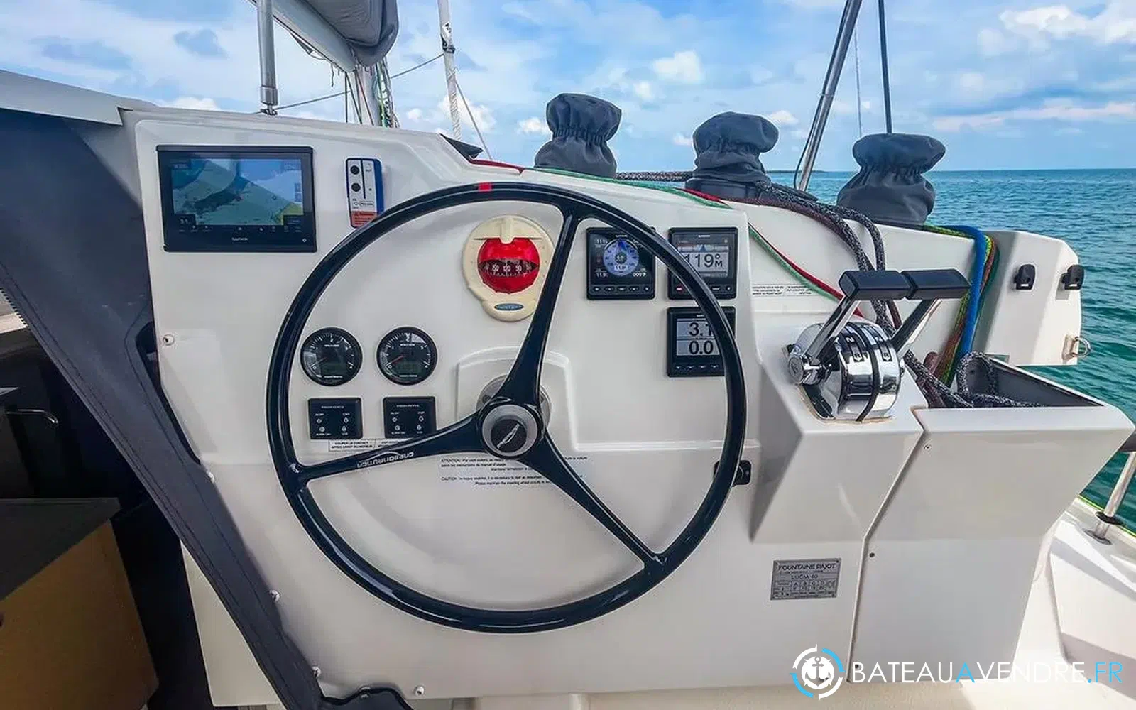 slider 7 Fountaine Pajot Lucia 40