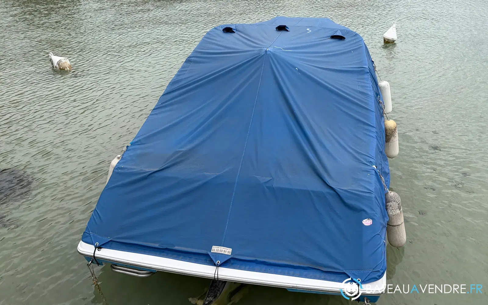 slider 12 Chris Craft 208
