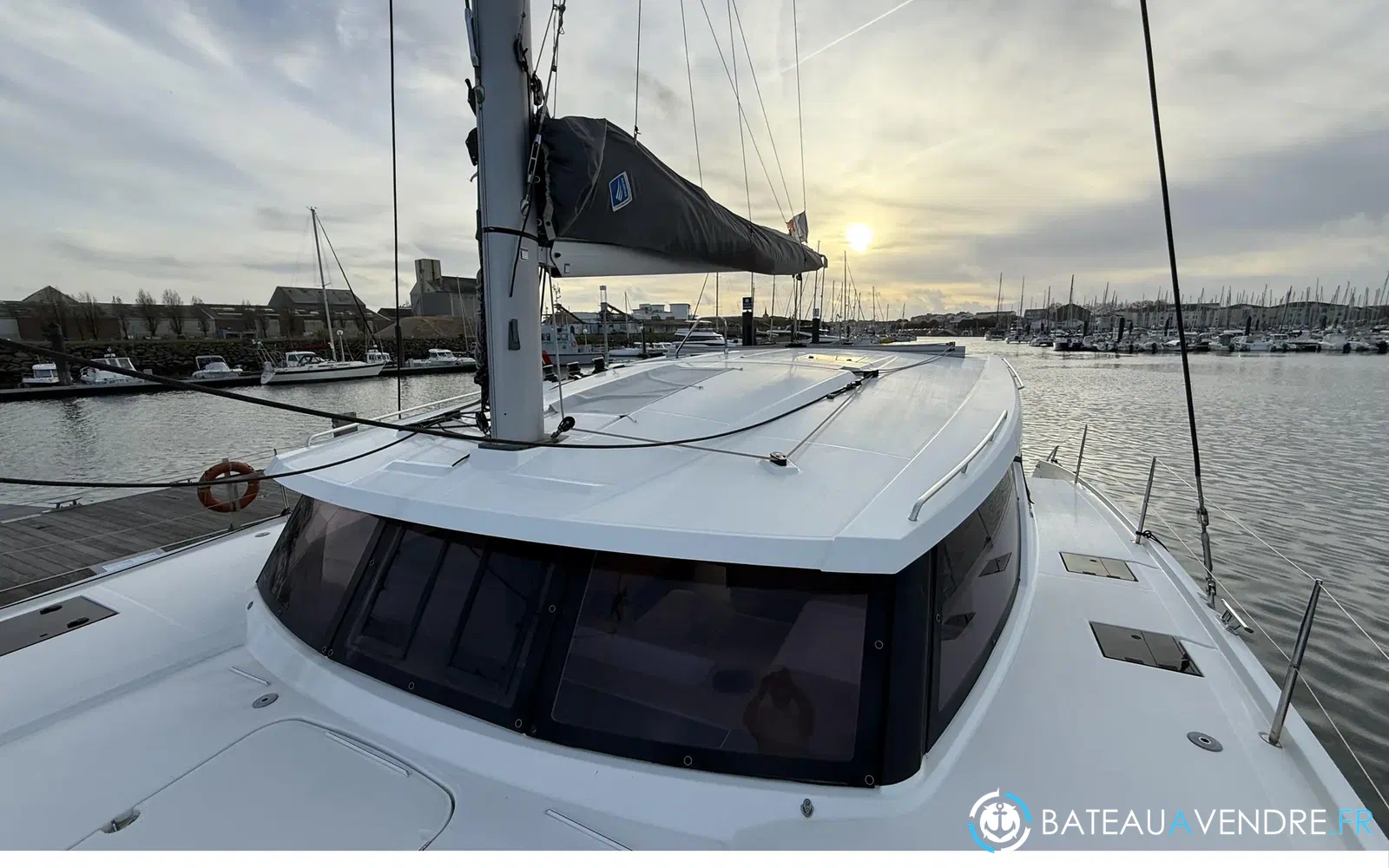 slider 8 Fountaine Pajot Isla 40