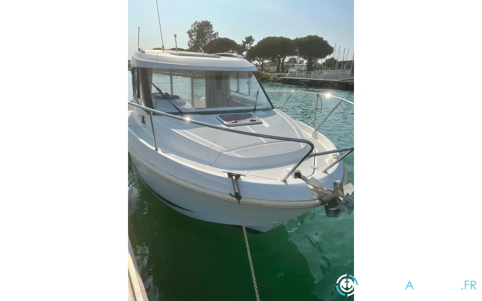 slider 4 Beneteau Antares 780 HB