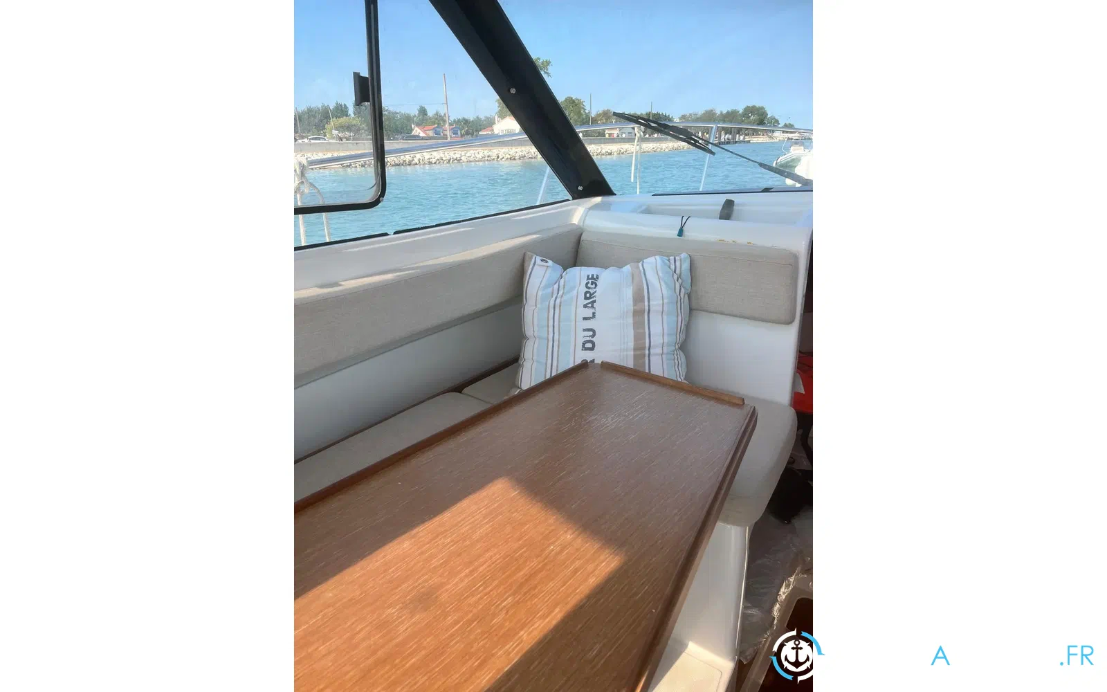 slider 6 Beneteau Antares 780 HB