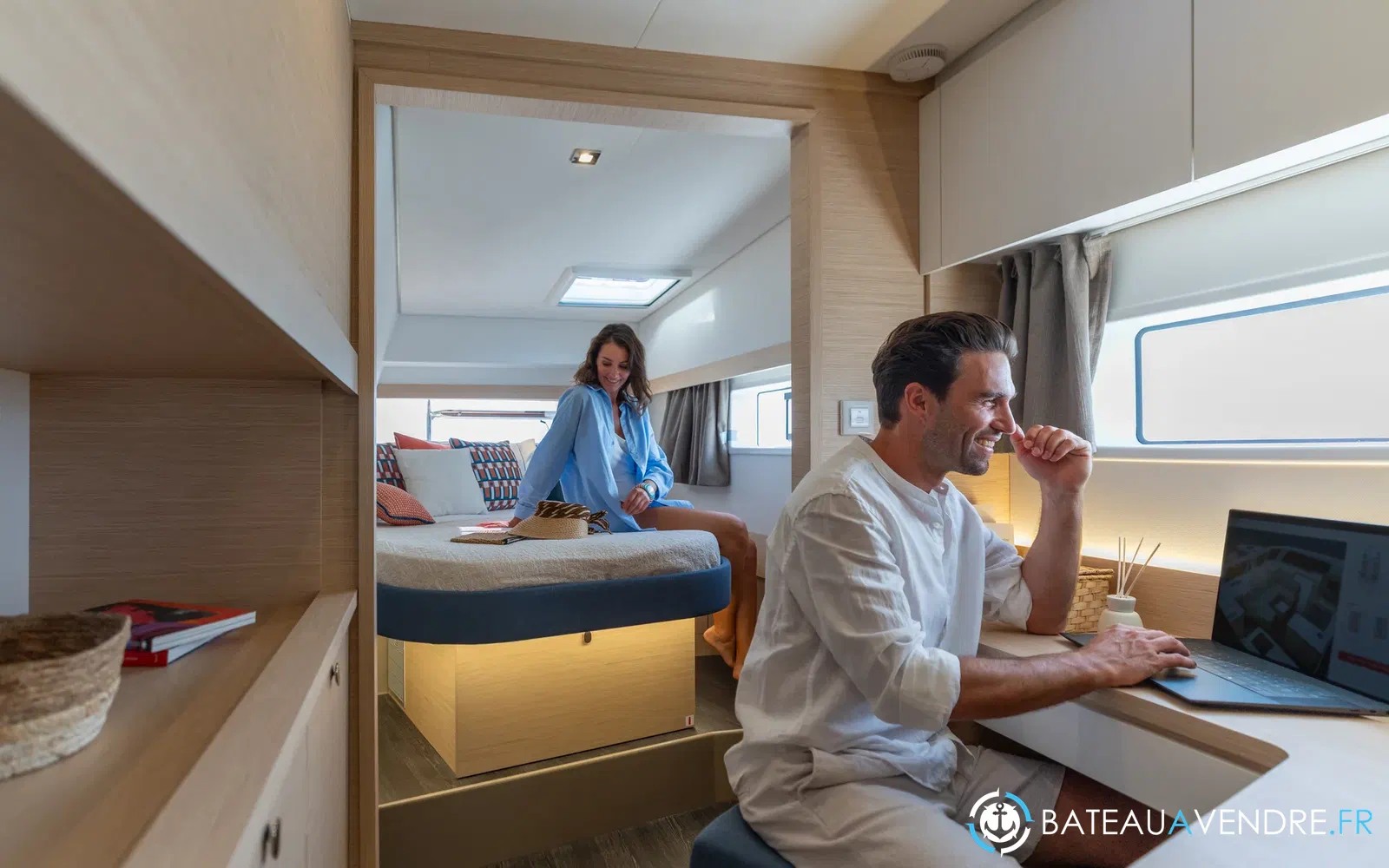 slider 108 Fountaine Pajot FP 44