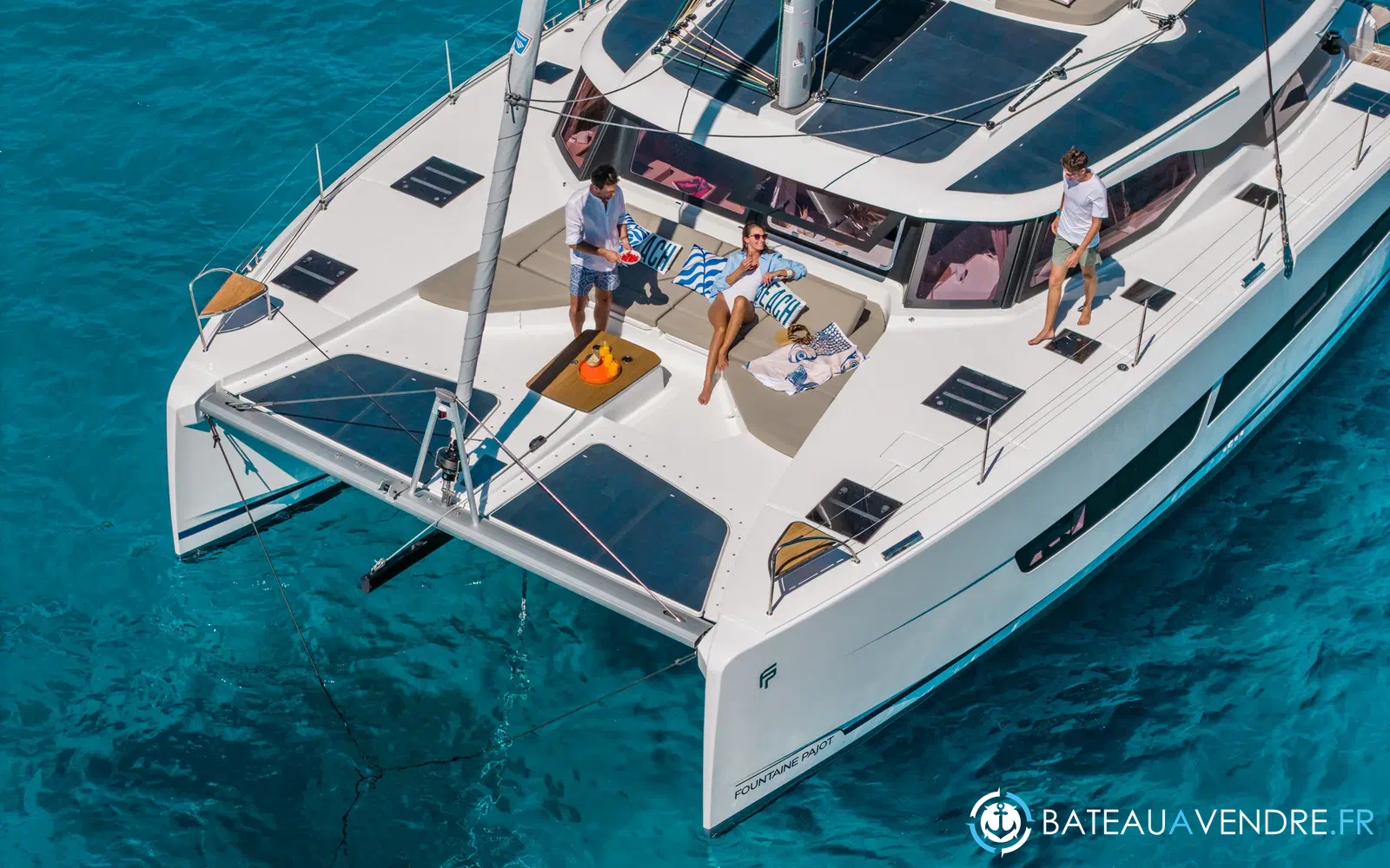 slider 15 Fountaine Pajot FP 44