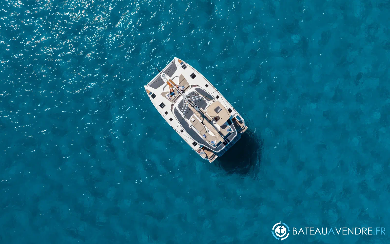 slider 18 Fountaine Pajot FP 44