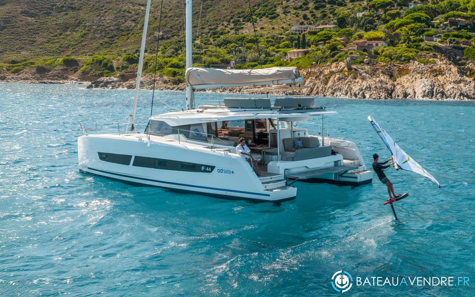 slider 26 Fountaine Pajot FP 44