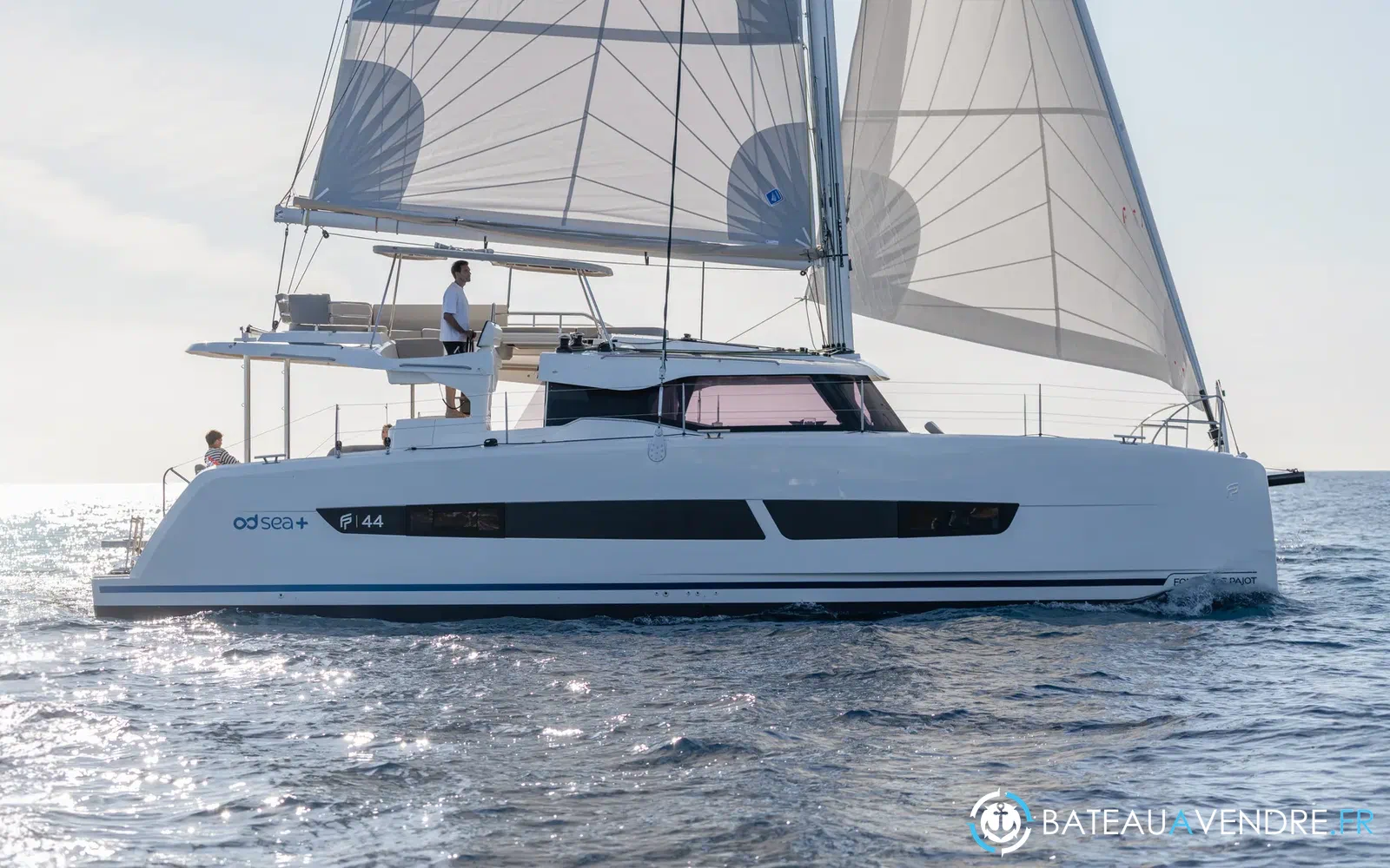 slider 34 Fountaine Pajot FP 44